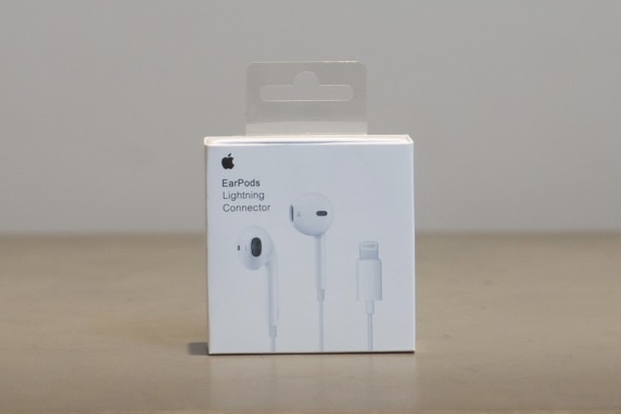 EarPods Lightning (1/1)