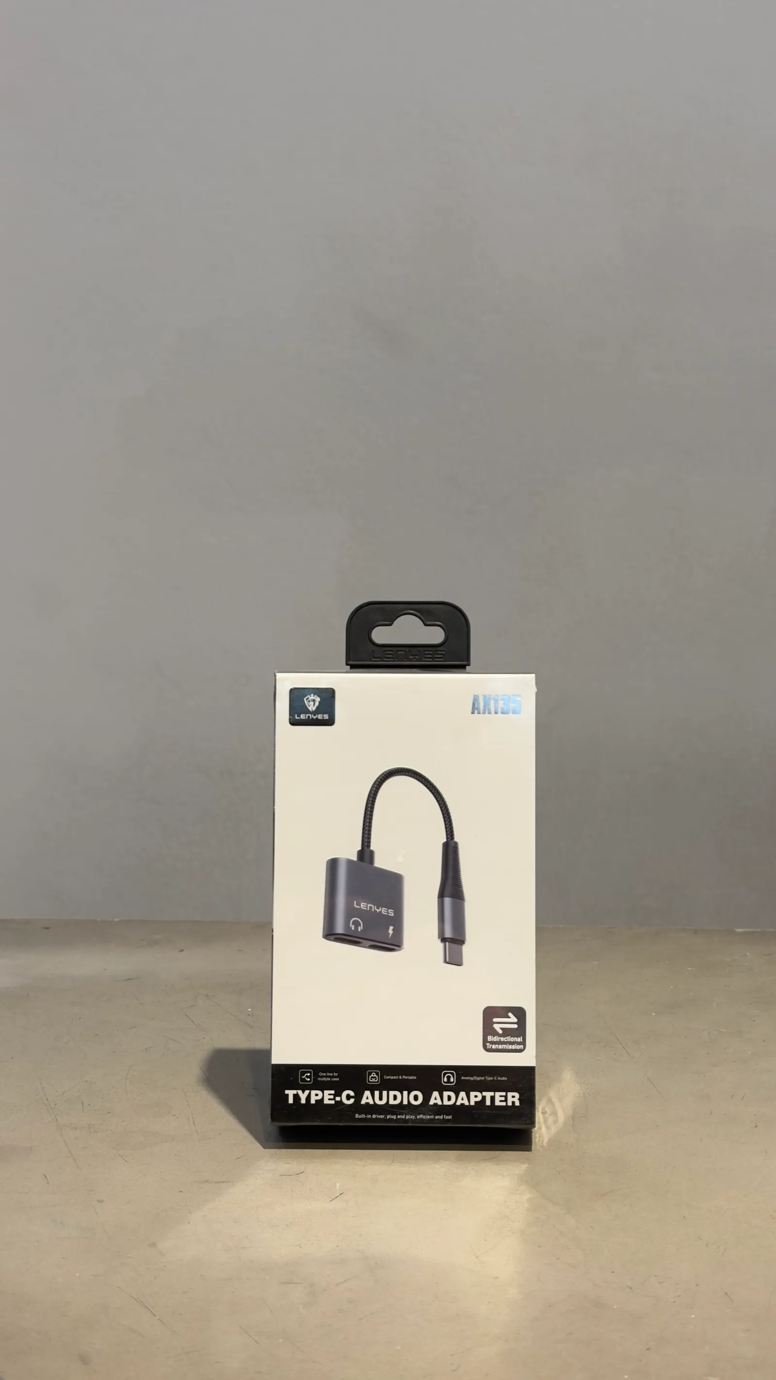 Adaptador Lenyes TC a Audio/Carga AX135 (1/1)